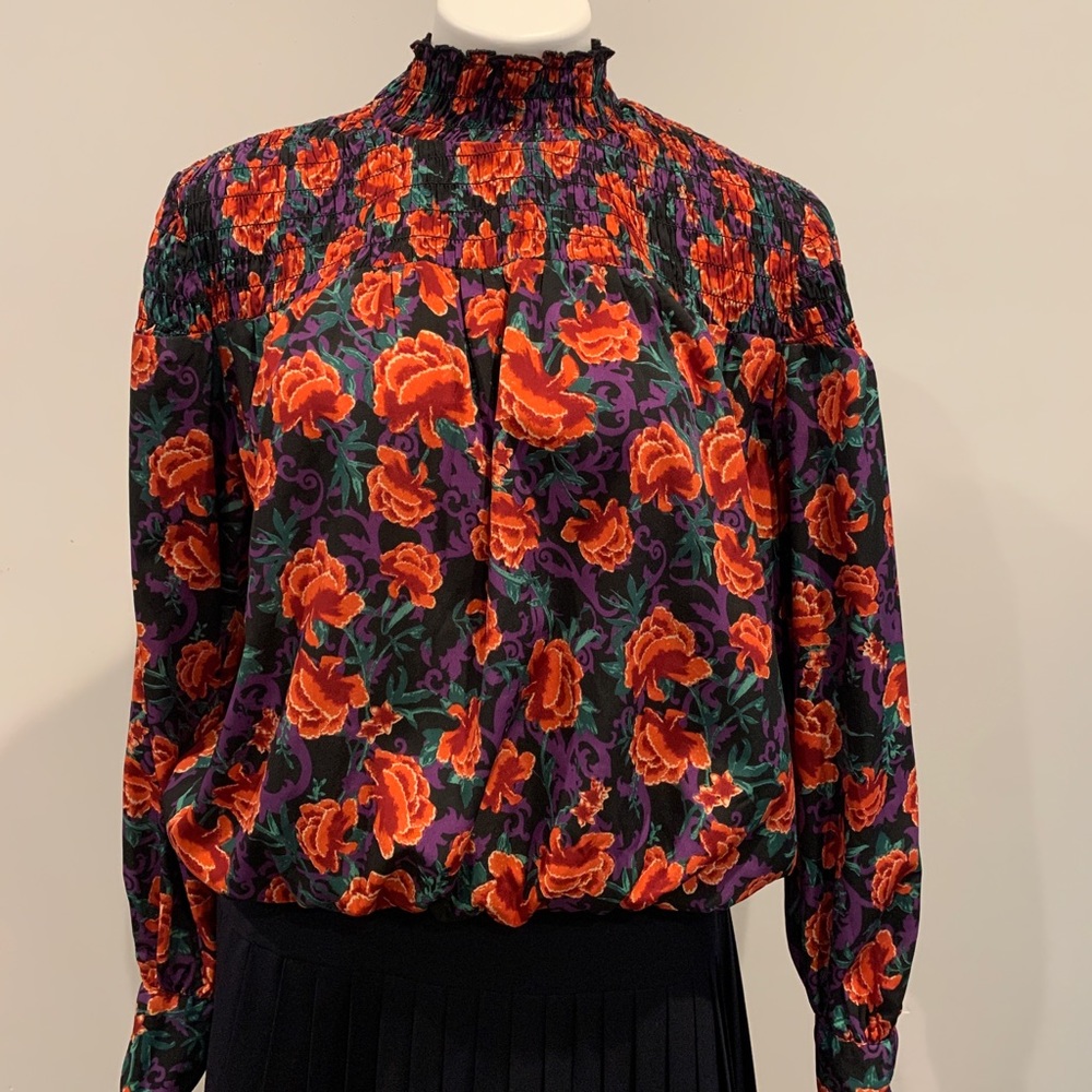 LMT: Calligraphie Floral Balloon Sleeve Top - Picture 3 of 16